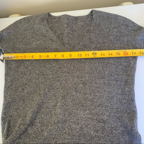 Babaton soft wool blend v sweater - Picture 3 of 6